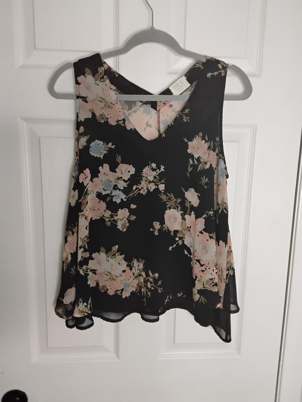 Sleeveless Black Floral V-Neck Chiffon Top